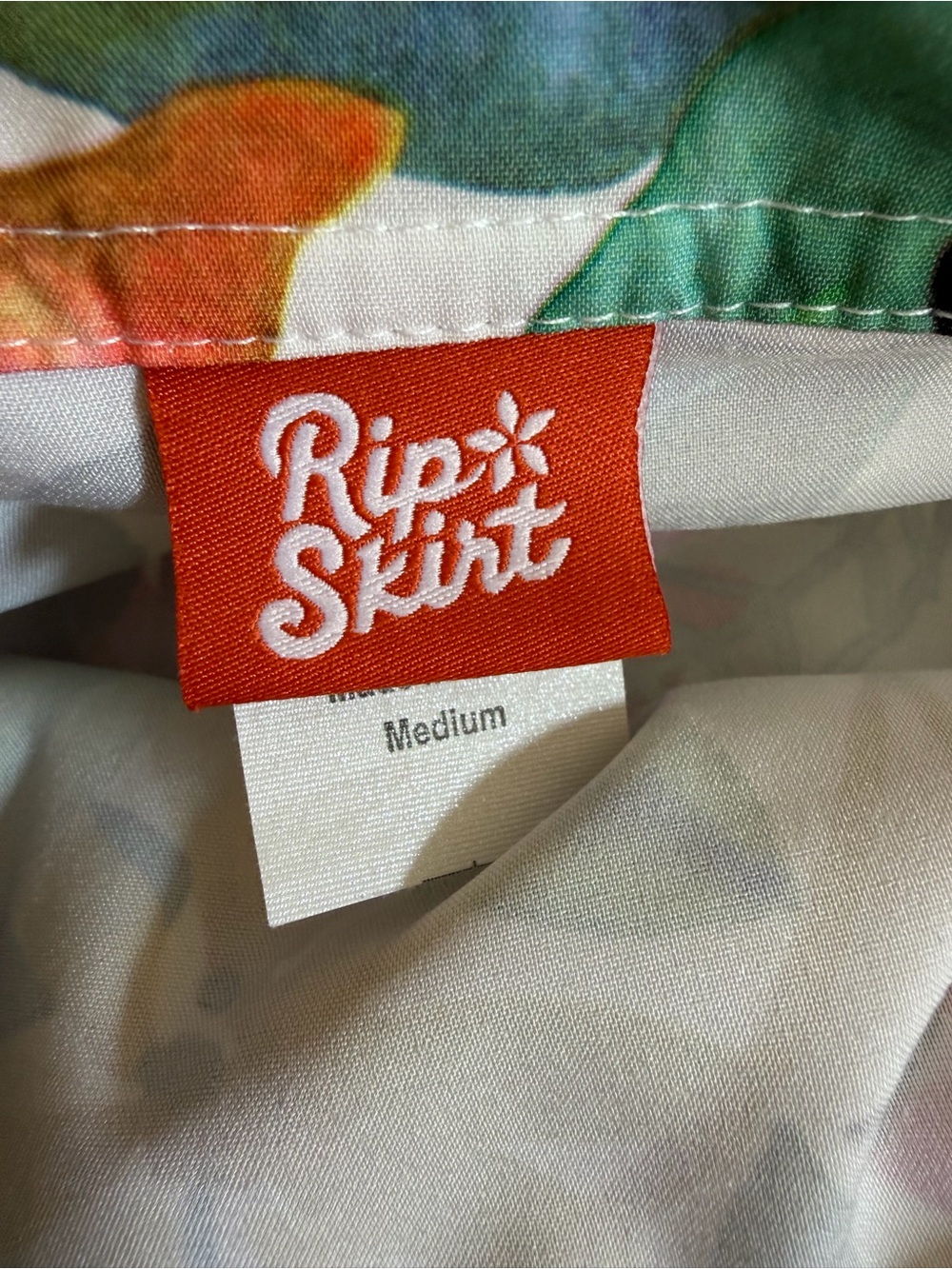 Rip Skirt Hawaii Size Medium Wildflower Watercolor Wrap Skirt Length 2 Vacation - Picture 3 of 12